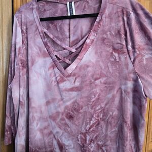 Elegant Mauve Tie-Dye V-Neck Women's Top